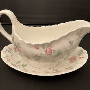Wedgwood Rosehip Gravy Boat and Saucer